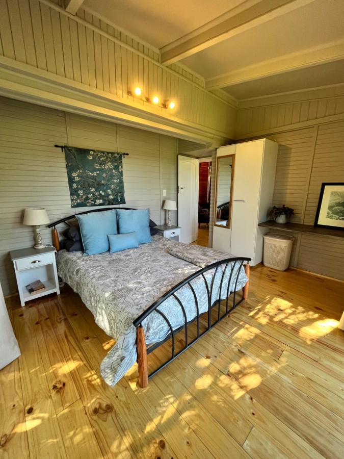 Moonriver Cottage, Prime Lagoon Views & Solar Power นิสนา ภายนอก รูปภาพ